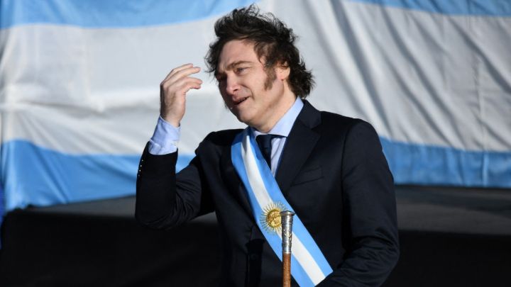 Tổng thống Javier Milei là tổng thống thứ 53 của Argentina, người đã nhậm chức vào tháng 12 năm 2023