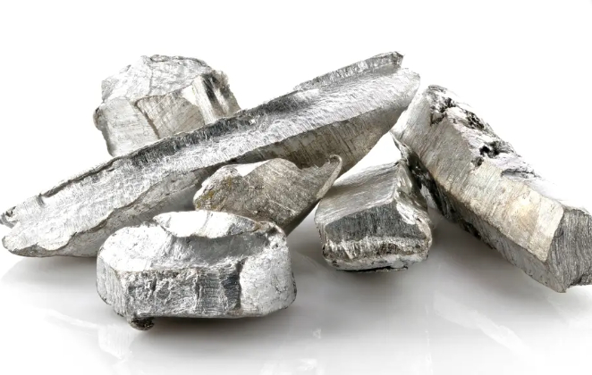 Tiếp xúc với kim loại nặng cadmium có thể gây ra hàng loạt vấn đề sức khỏe, ảnh hưởng đến thận, gan, phổi và xương