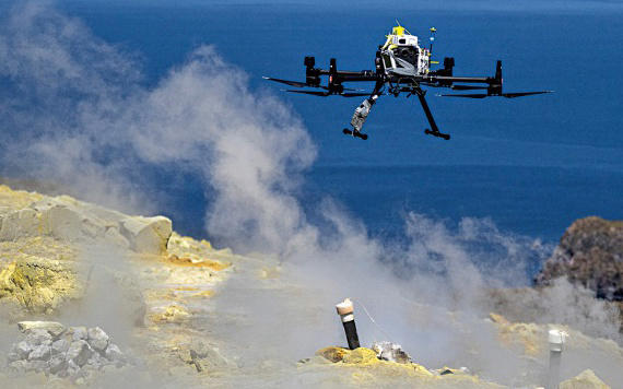 Không quân Sri Lanka sử dụng drone để phát hiện các điểm nước đọng.