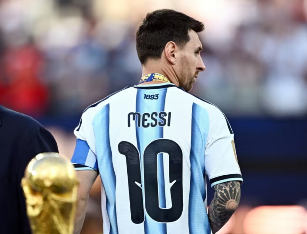 Dù World cup 2026 đã kết thúc nhưng những ồn ào xoay quanh Messi và Argentina vẫn chưa dừng lại