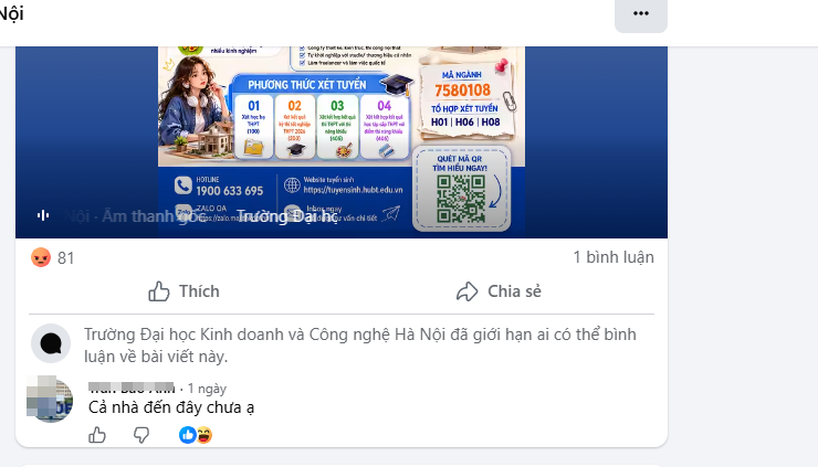 Facebook của nhà trường đã phải khóa phần bình luận để tránh sự công kích từ cộng đồng mạng