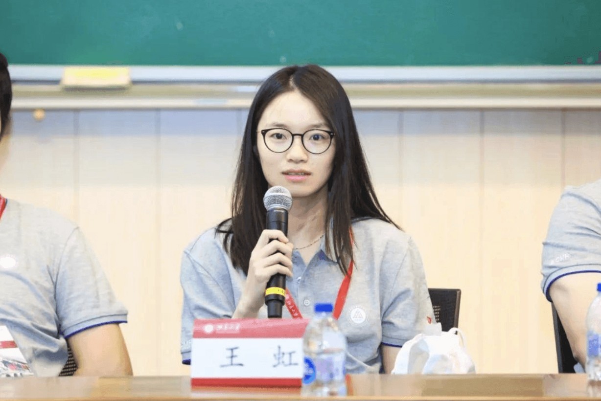 Nữ giáo sư chưa bao giờ bị bố mẹ ép học