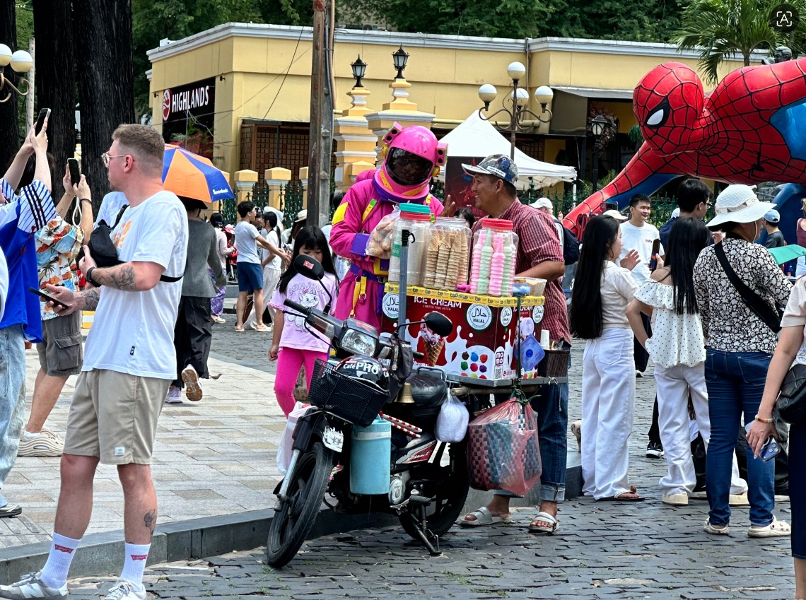 Cộng đồng mạng