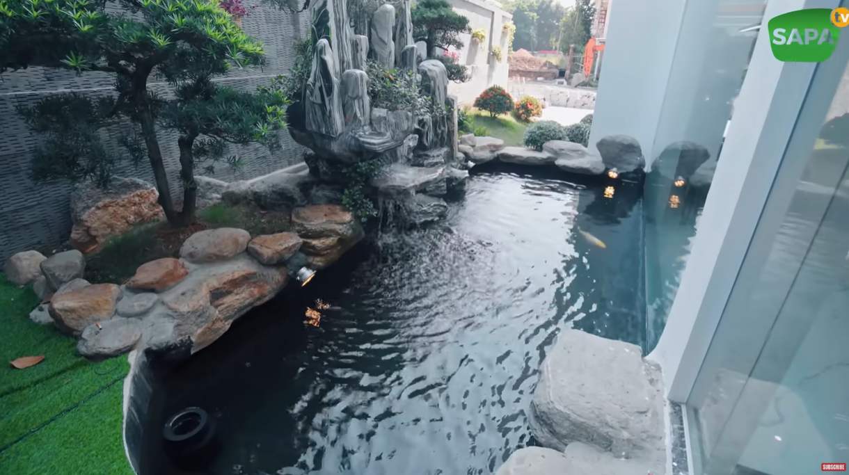 Một số hình ảnh được chia sẻ cho thấy khu vực sinh hoạt và phòng ngủ của các thành viên trong gia đình được thiết kế rộng rãi (Ảnh: kinhtechungkhoan)