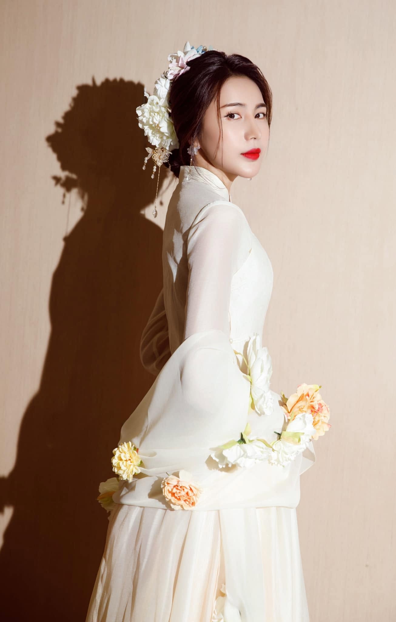 Thủy Tiên tuyên bố
