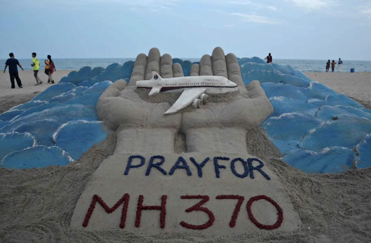 Các cuộc tìm kiếm MH370 đã kéo dài nhiều năm nhưng vẫn chưa xác định được vị trí chiếc máy bay mất tích (Ảnh: Getty Images)