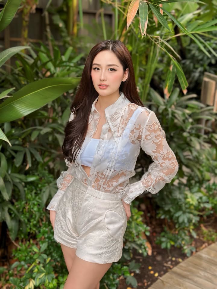 Mai Phương Thúy bất ngờ nhắc chuyện người yêu