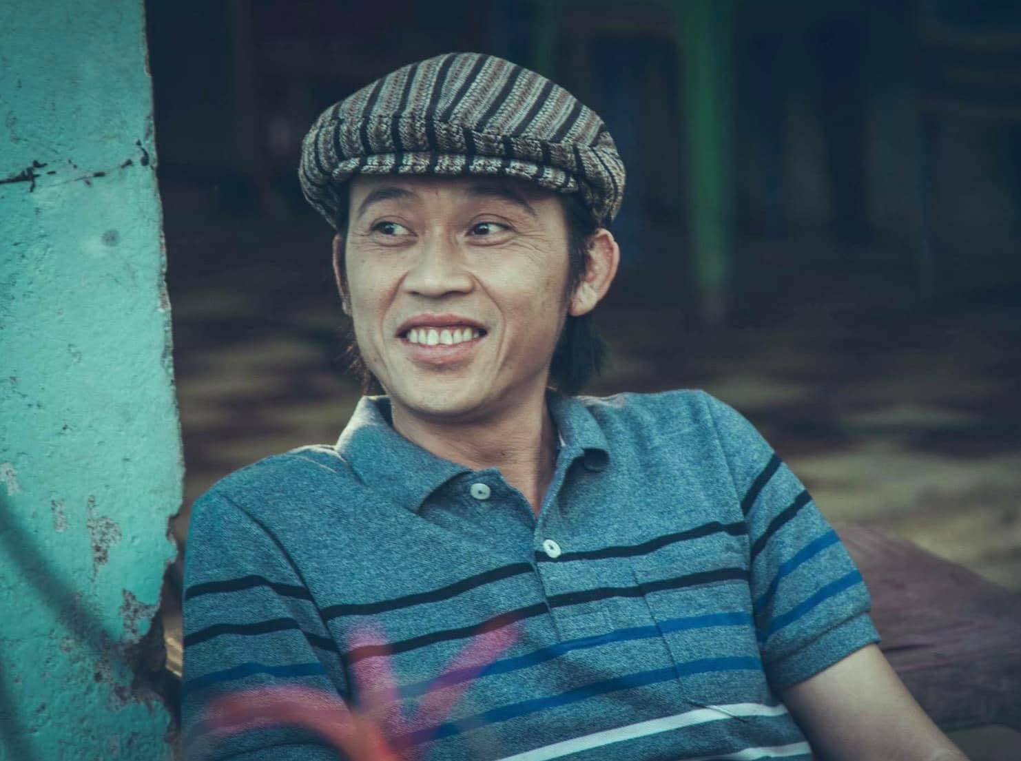 Hoài Linh cũng hạn chế chia sẻ cuộc sống cá nhân trên mạng xã hội. Vì vậy, những hình ảnh mới của nam nghệ sĩ phần lớn được người thân hoặc đồng nghiệp đăng tải (Ảnh: FBNV)