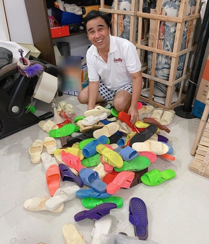 Bộ sưu tập dép tổ ong của Quyền Linh - Ảnh: VTCNews