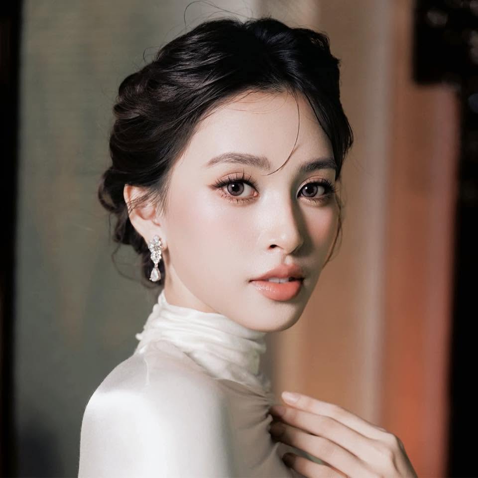 Mỹ nhân Việt được ví đẹp như Song Hye Kyo: 18 tuổi đăng quang hoa hậu, 26 tuổi mua nhà tặng bố mẹ, đóng phim hơn 300 tỷ đồng