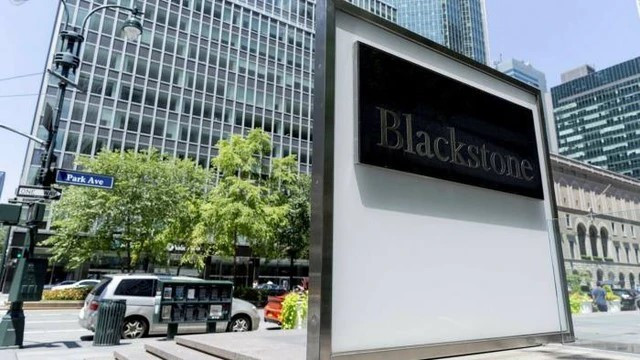 Chính Chu gia nhập tập đoàn tài chính Blackstone, mở ra bước ngoặt lớn trong sự nghiệp của mình