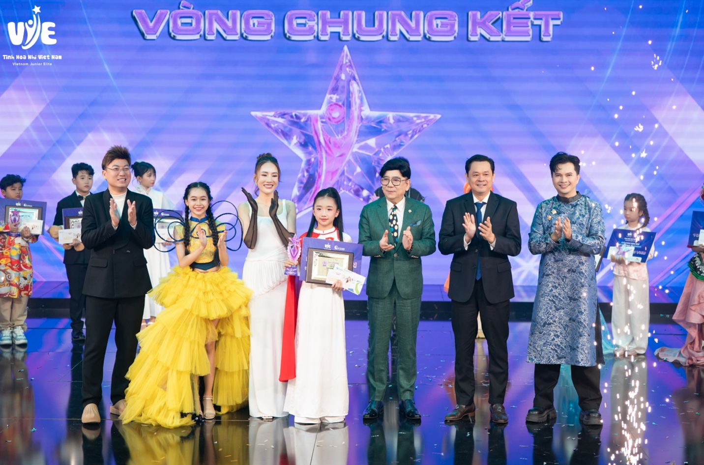 Kết quả chung cuộc gọi tên Quán quân Hán Yu Triệu Vy (SBD 1003), cùng các Á quân Nguyễn Thái An Bình (SBD 1005), Tạ Gia Thiện (SBD 1004) và các thí sinh đạt Giải Ba. Mỗi danh hiệu được trao trong đêm Chung kết không chỉ là sự ghi nhận cho một phần thi, mà cho cả quá trình rèn luyện nghiêm túc phía sau sân khấu.