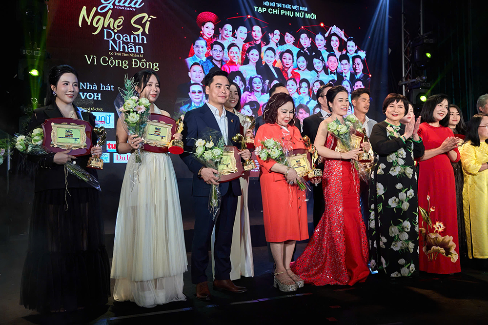 CEO Lê Nguyên Tùng được vinh danh 