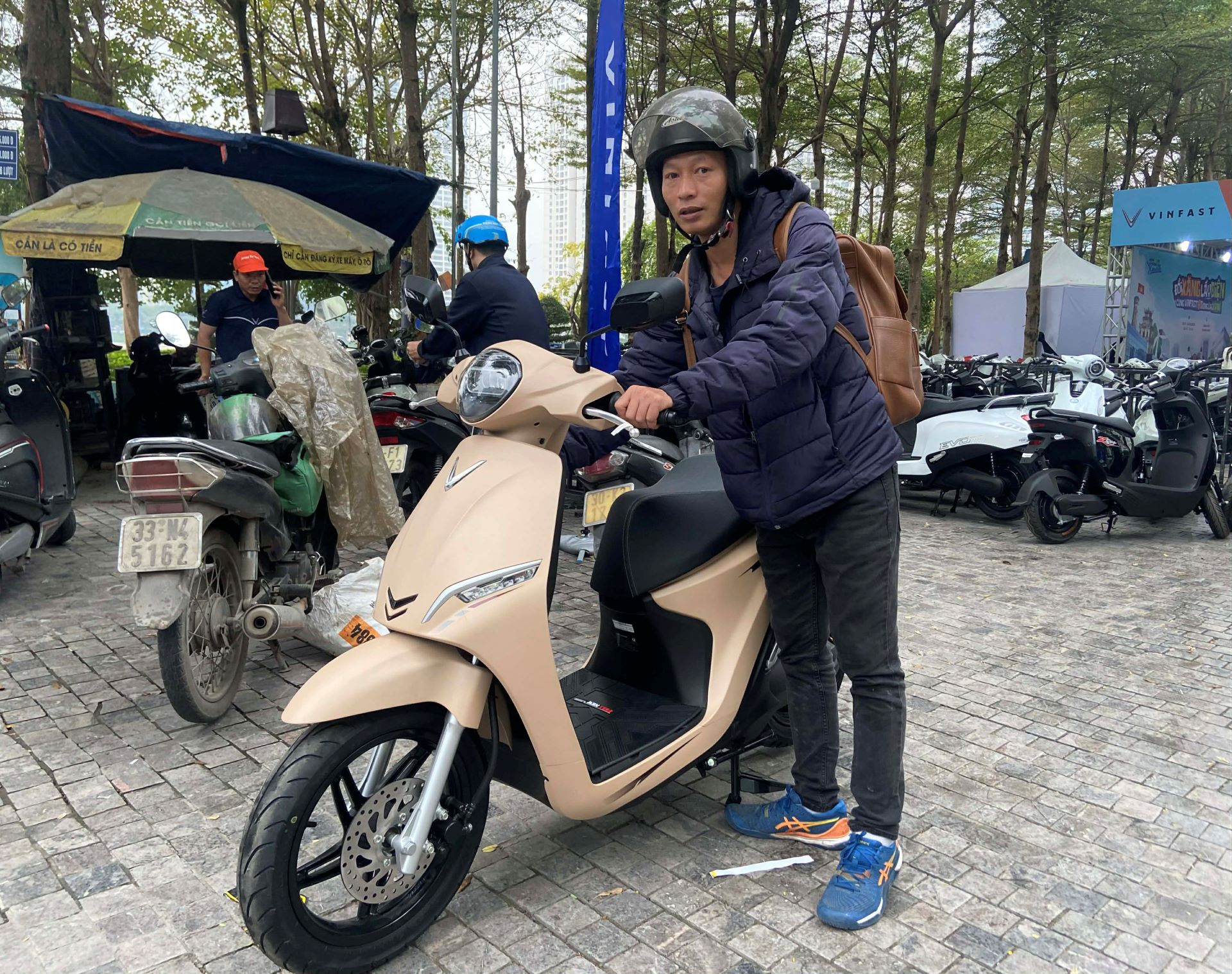 Anh Nguyễn Văn Tuyển lựa chọn được mẫu xe Feliz 2025 cho nhu cầu chạy dịch vụ của mình.