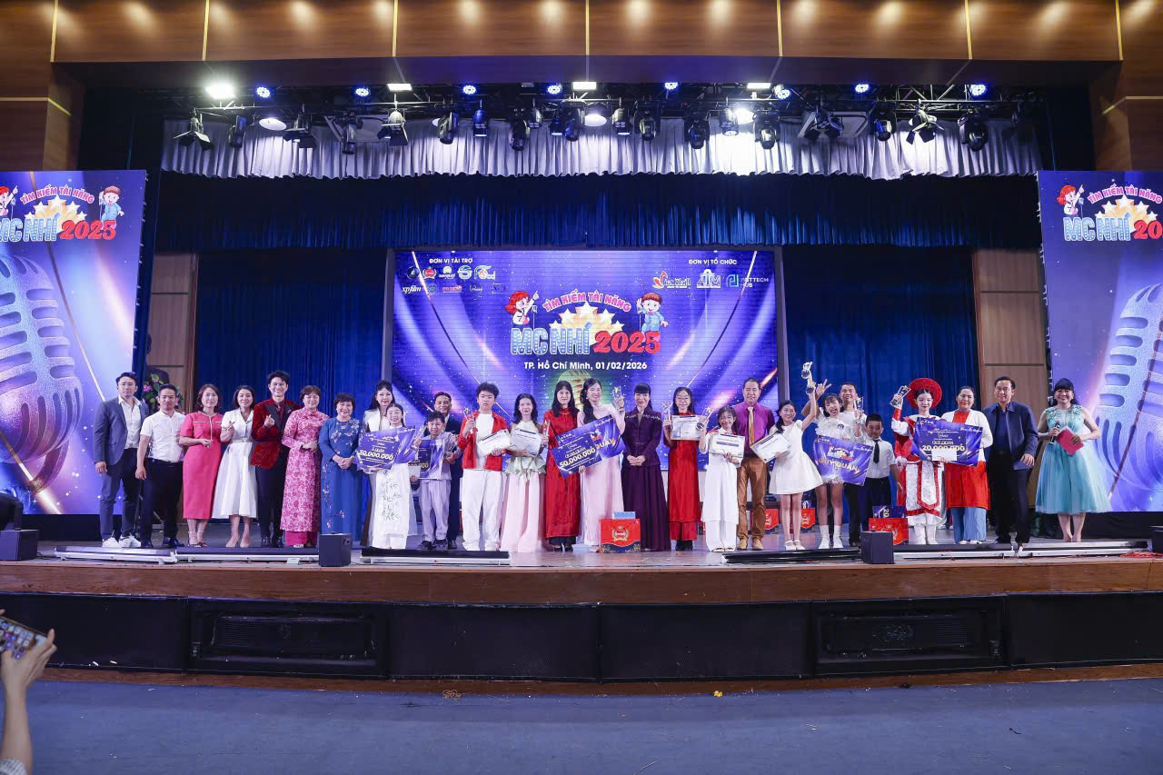 Sự thành công của đêm Chung kết ghi dấu ấn bởi sự hiện diện của dàn đại biểu và khách mời uy tín: PGS.TS Trịnh Thùy Anh (Hiệu trưởng Trường Công nghệ và Thiết kế, UEH - Đơn vị đồng tổ chức), Tiến sĩ Tâm lý Lý Thị Mai (Cố vấn Chương trình). Hội đồng Giám khảo gồm Diễn giả - Chuyên gia Đào tạo Thi Thảo (Trưởng BTC), NSND Hồng Vân, Đạo diễn Xuân Phước, MC Vũ Mạnh Cường. Khách mời đặc biệt: TS Phạm Thị Thúy, PGS.TS Tống Xuân , Ông Lê Thành Phong (Cố vấn cấp cao Công ty ATM), ThS Thời trang Trần Mạnh Tiến, Nhà báo Phạm Ngọc Toại.