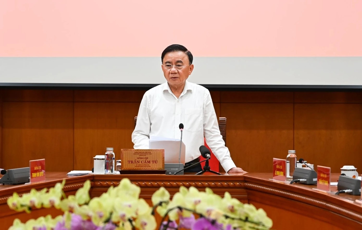 Thường trực Ban Bí thư Trần Cẩm Tú.