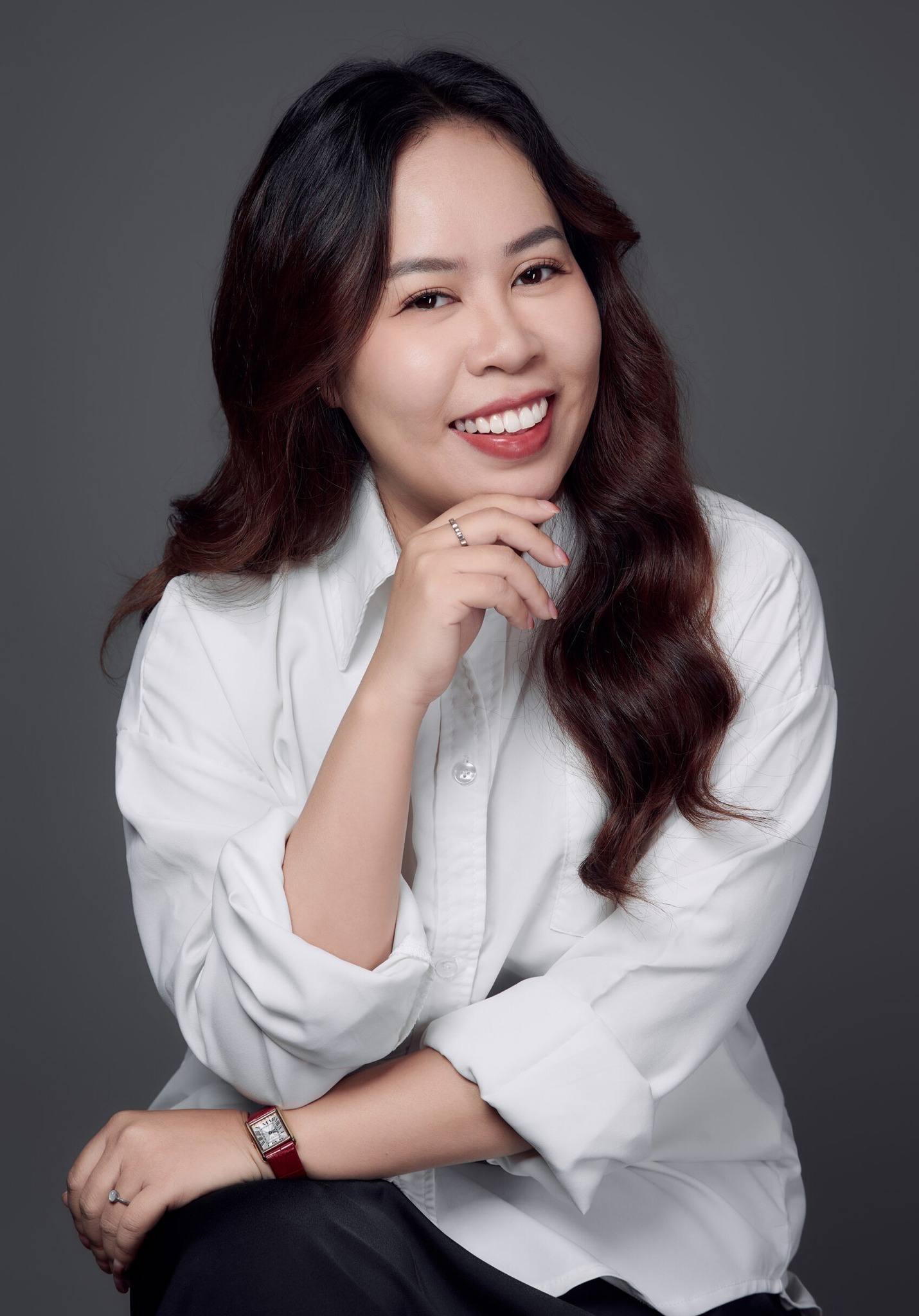 Giảng dạy và nghiên cứu luôn là trung tâm trong hành trình học thuật của nữ Phó Giáo sư trẻ.