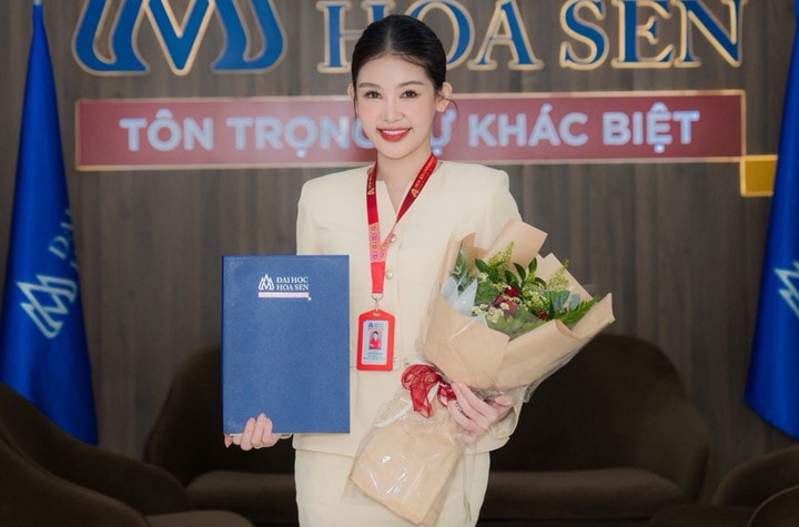 Lê Âu Ngân Anh trong vai trò Phó trưởng khoa tại Trường Đại học Hoa Sen, tháng 10/2025. Ảnh: Đại học Hoa Sen