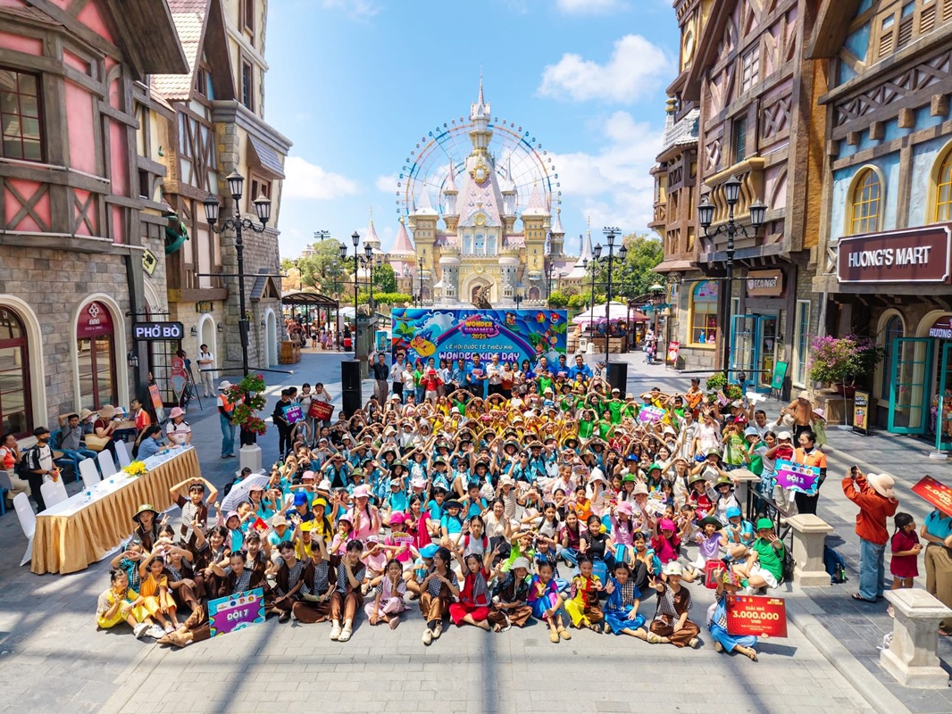 Phú Quốc United Center: Từ “tâm điểm không ngủ” đến “vũ trụ lễ hội” bùng nổ
