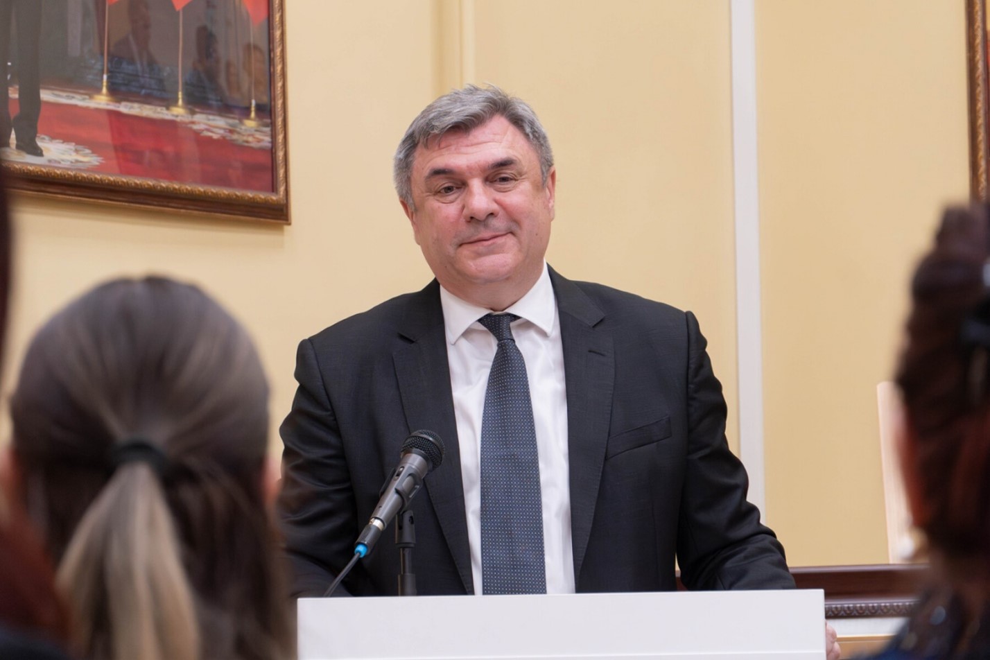 Ông Vyacheslav Kalganov - Phó Chủ tịch Uỷ ban Đối ngoại St. Petersburg phát biểu tại buổi lễ. Nguồn: Đại học Sư phạm Quốc gia Herzen