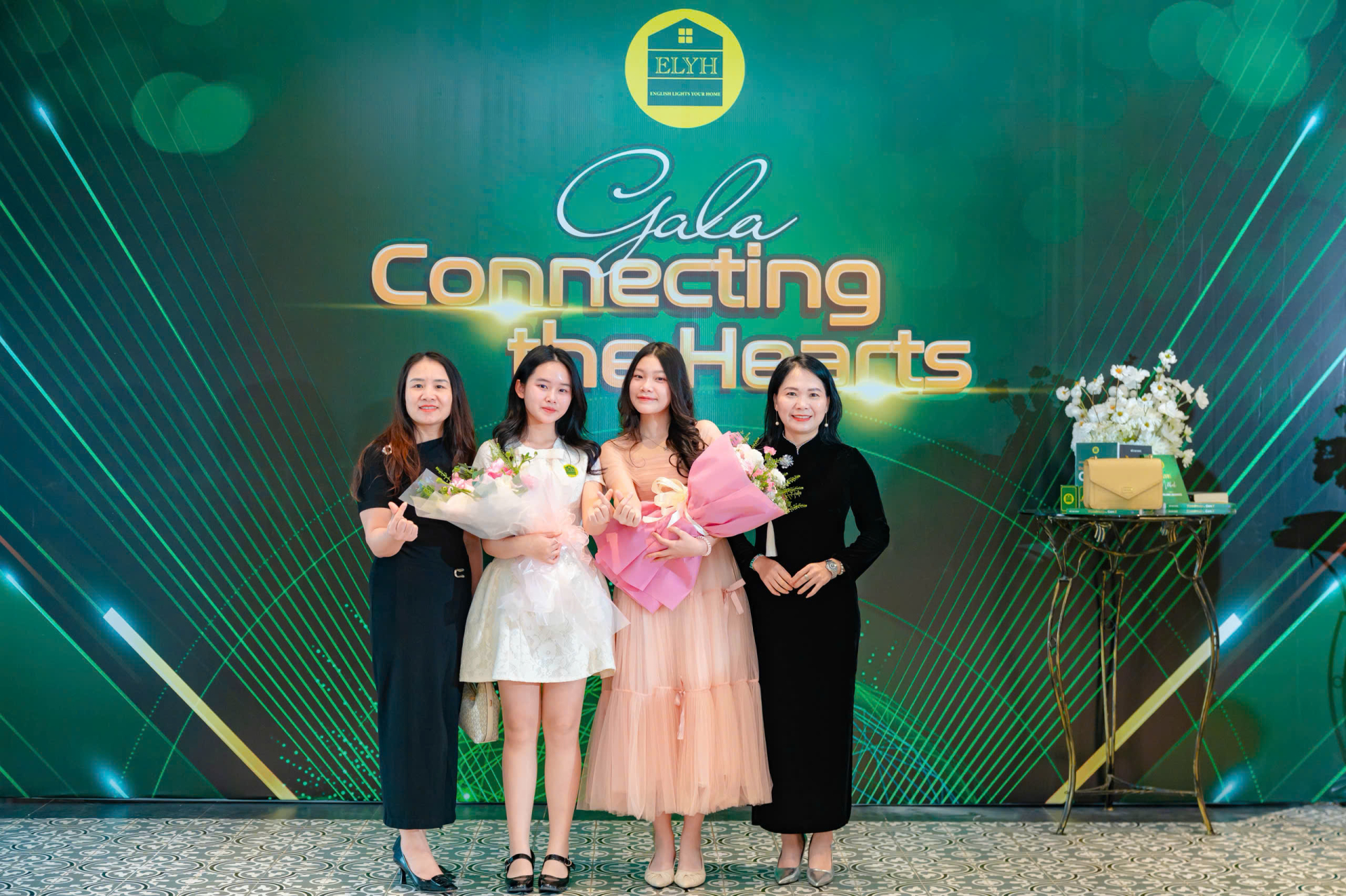 Cộng đồng giáo dục ELYH ra mắt dự án nghệ thuật phi lợi nhuận 