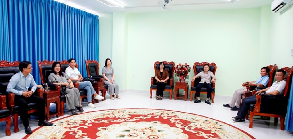 Tạp chí Phụ nữ Mới ký kết hợp tác truyền thông với UBND xã Sơn Tây Thượng