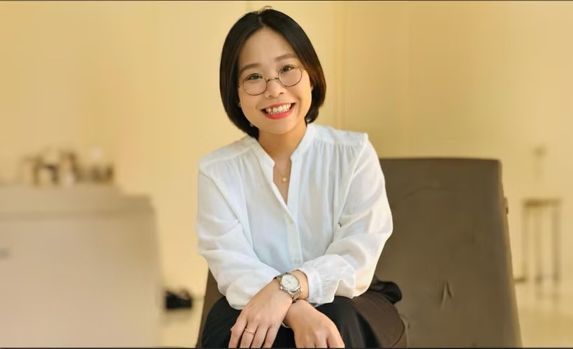 Tháng 3/2025, Google công bố Khánh Linh trở thành người phụ nữ Việt Nam đầu tiên được lựa chọn vào chương trình Chuyên gia Phát triển Google, đồng thời là chuyên gia GDE về Machine Learning trong lĩnh vực Generative AI của năm 2025.