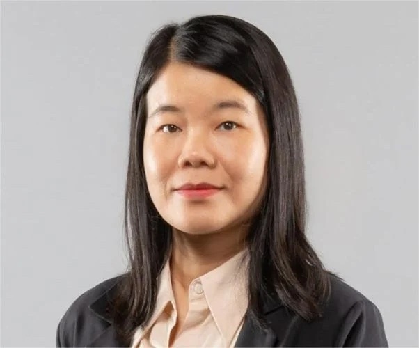 Hiện, TS Thuy Nguyen đang hướng dẫn các dự án về mô hình nền tảng cho dự báo nông nghiệp và AI hỗ trợ chẩn đoán bệnh.