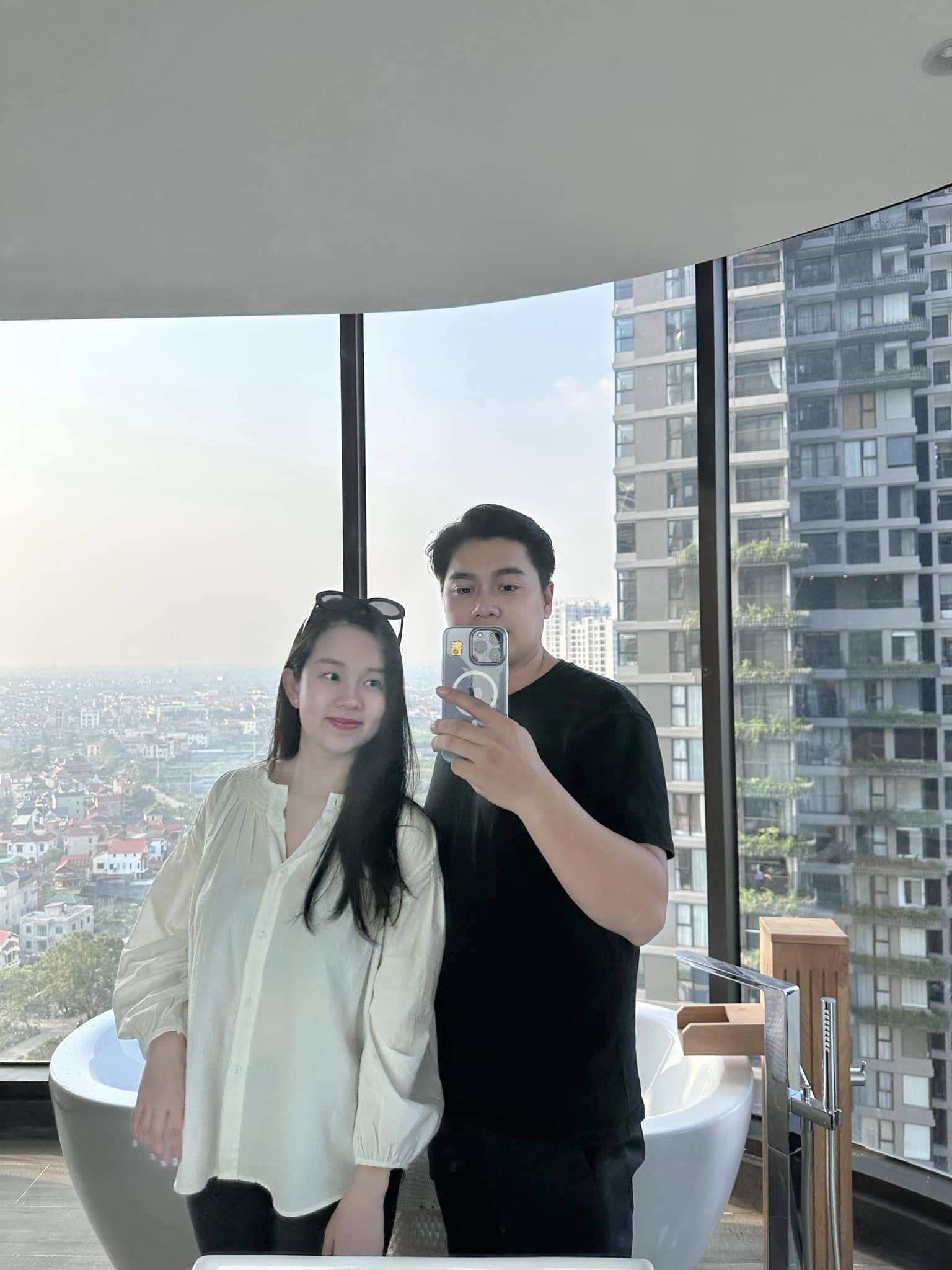 Vợ chồng Ly Kute