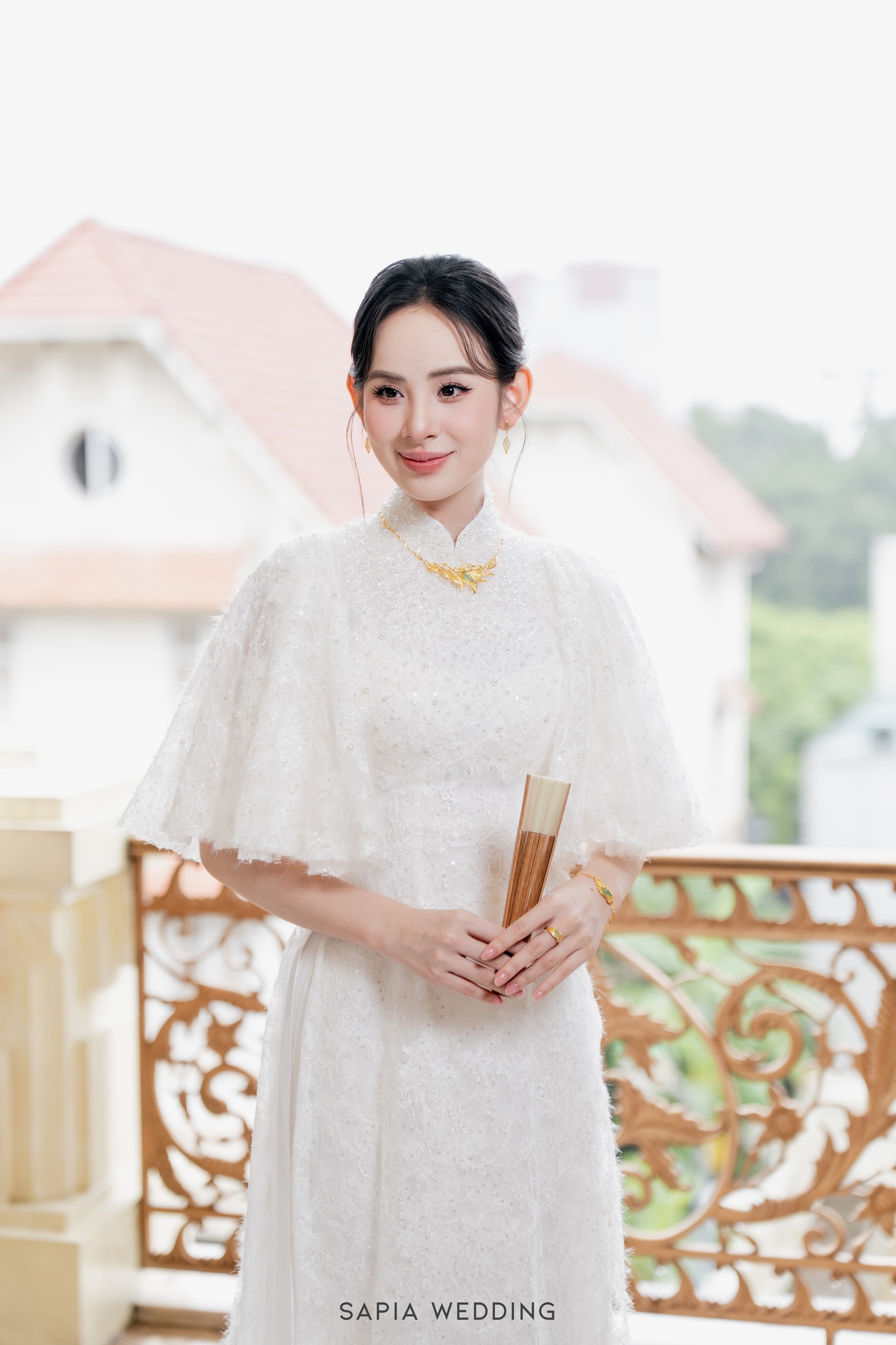 Hương Liên trong lễ rước dâu sáng ngày 12/11 (Ảnh: FBNV)