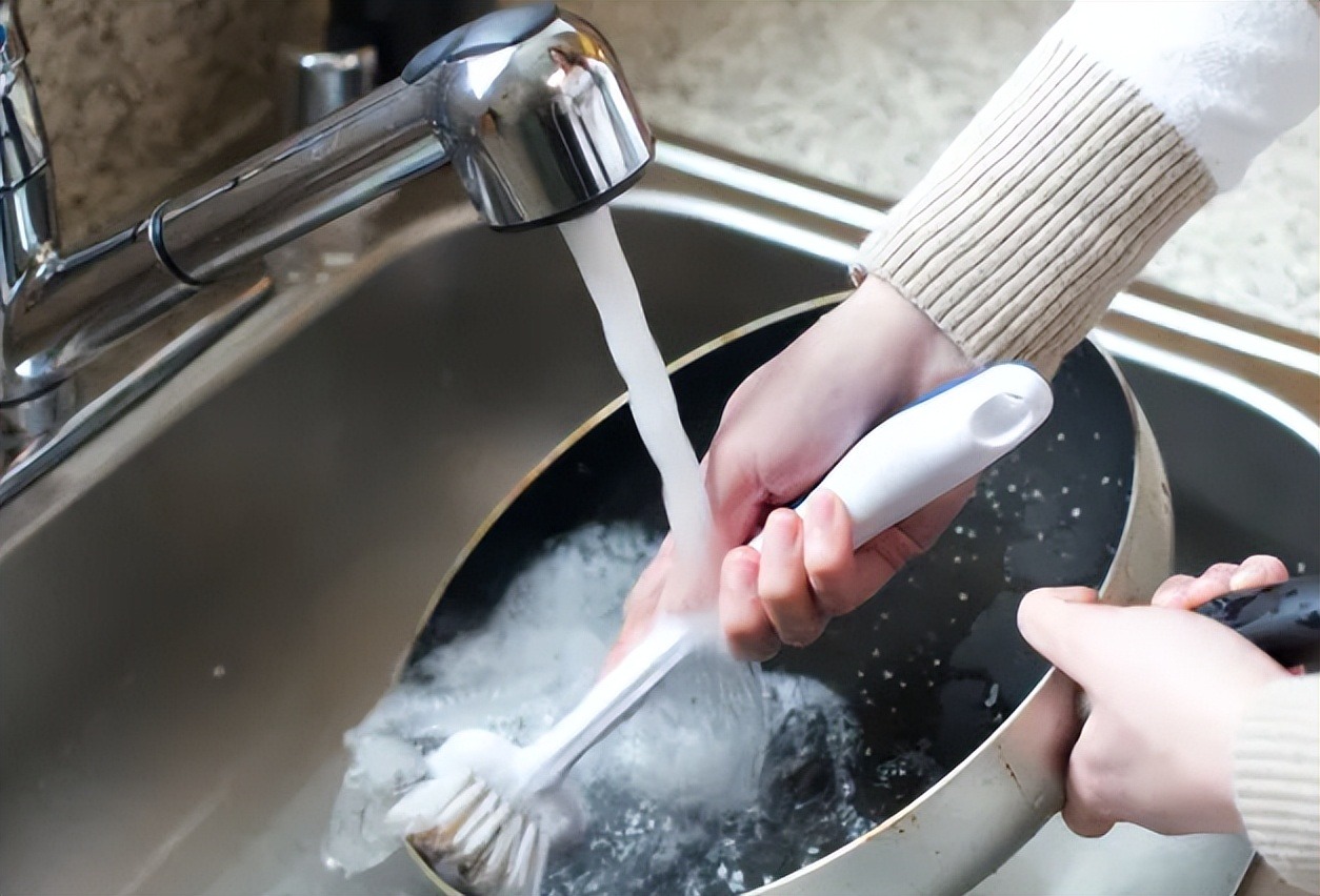 4 thói quen rửa bát sai trái, đáng bị nhân loại xóa sổ