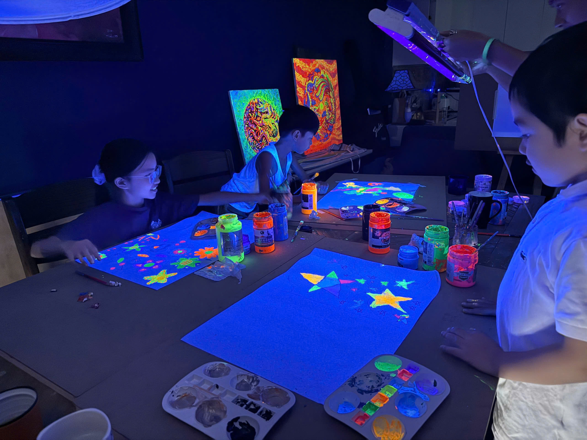 Diễn viên “Nhật ký Hoàng Anh” chuyển hướng, tổ chức cách vui chơi lạ cho các gia đình trẻ