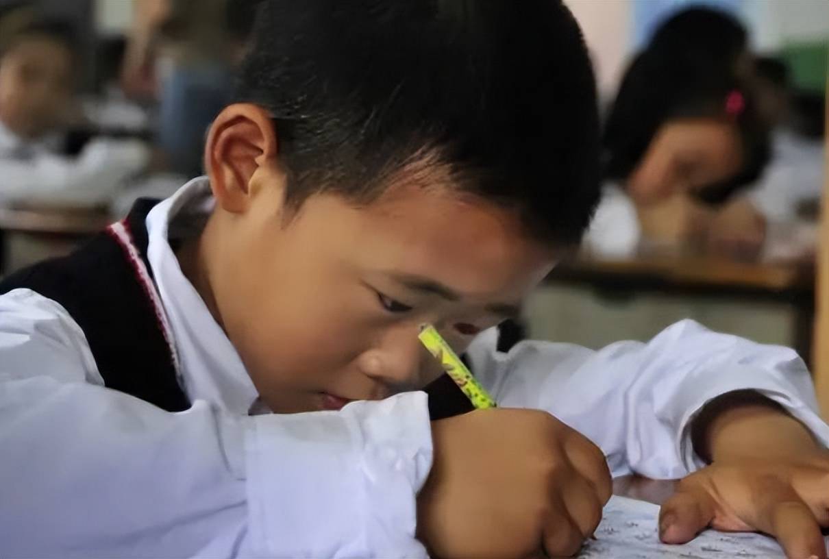 Đối với các bậc phụ huynh, việc học tập của con cái luôn là một trong những mối quan tâm hàng đầu.  