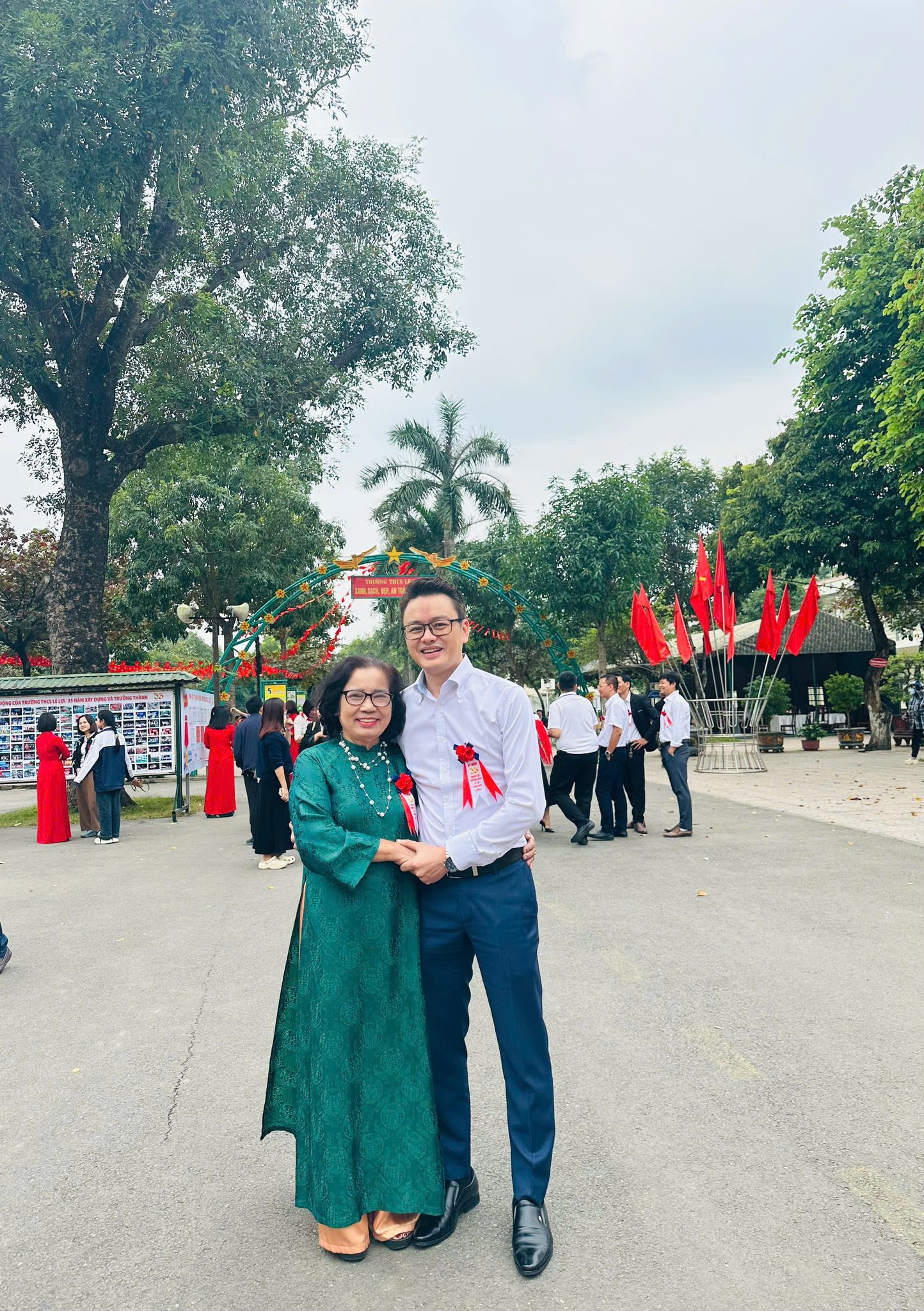 Nam sinh từng bị thầy cô phạt nặng vì đi đánh nhau giờ xuất hiện trên TV mỗi ngày, từng giữ vai trò quan trọng tại A80