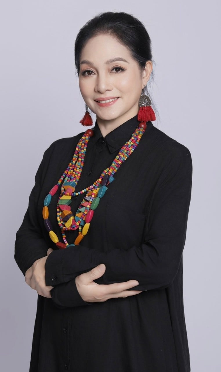 Với NSND Hà Thủy, dạy hát cũng là dạy người