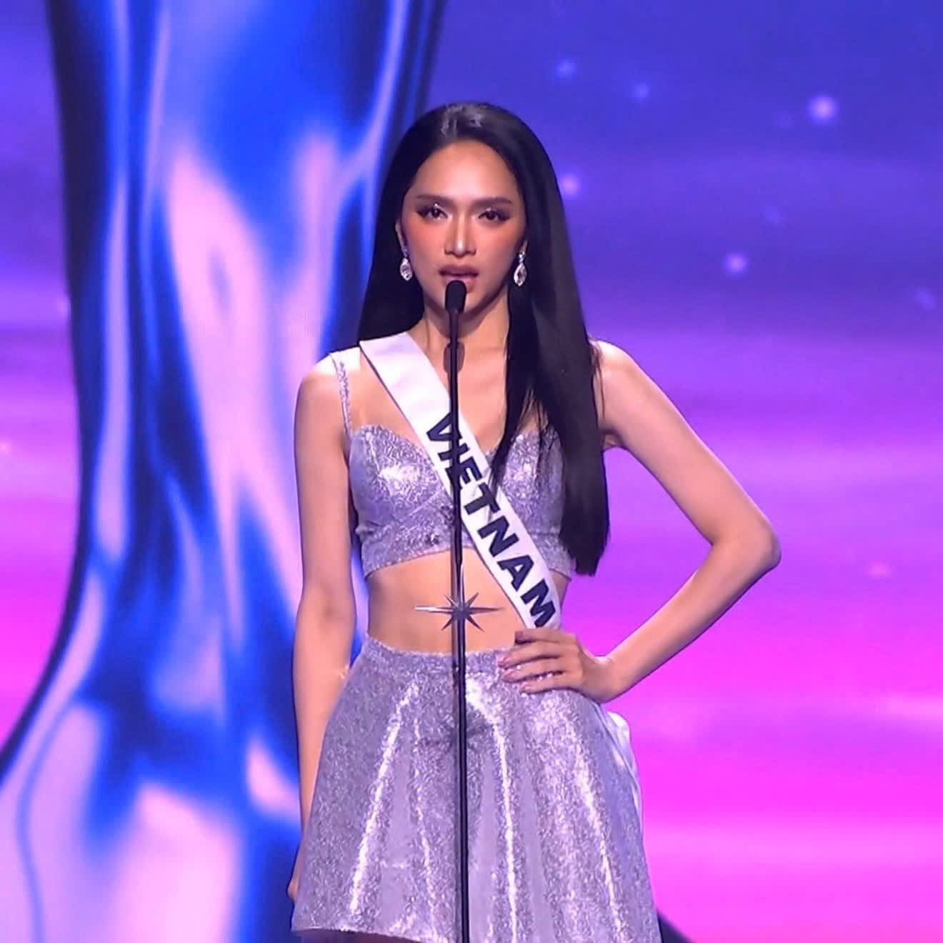 Hương Giang và hành trình tại Miss Universe phủ sóng toàn bộ mạng xã hội, trở thành chủ đề được bàn luận nhiều nhất