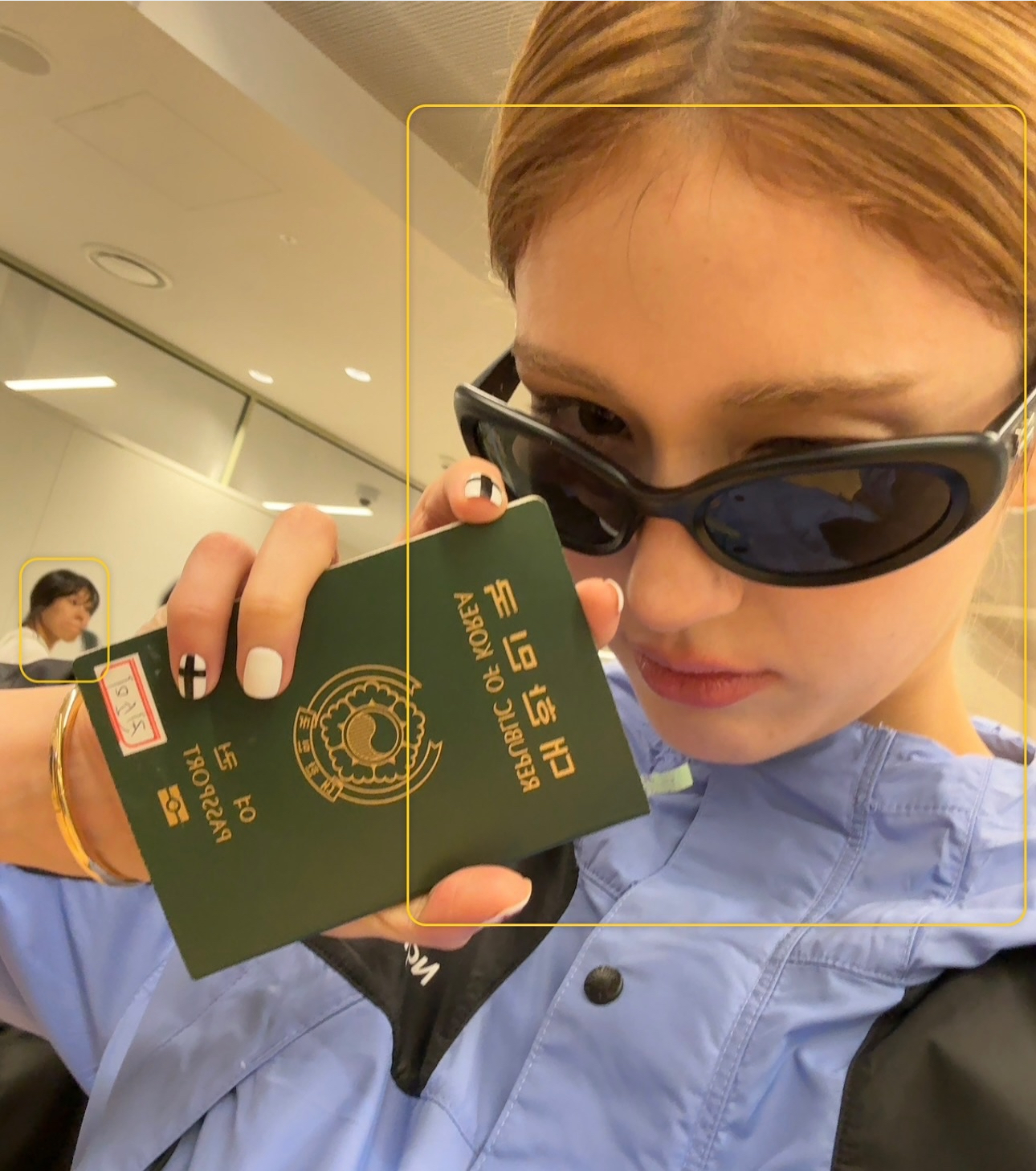 Lộ diện nữ idol được phép sở hữu 3 cuốn hộ chiếu quyền lực nhất thế giới