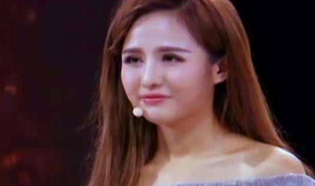 Câu chuyện của cô gái khiến mọi người tò mò