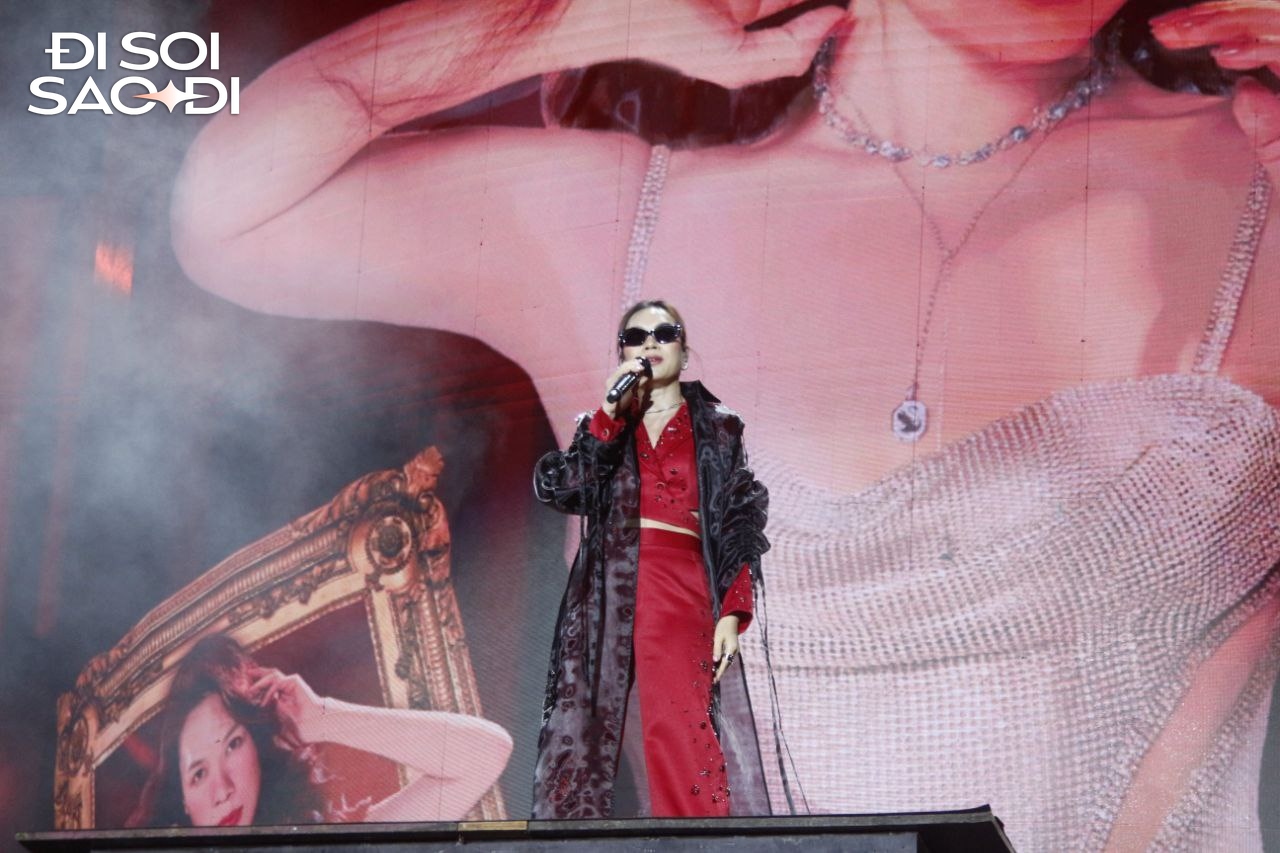 Mỹ Tâm khẳng định vị thế không chỉ là ngôi sao ca nhạc, mà còn là nghệ sĩ của cộng đồng