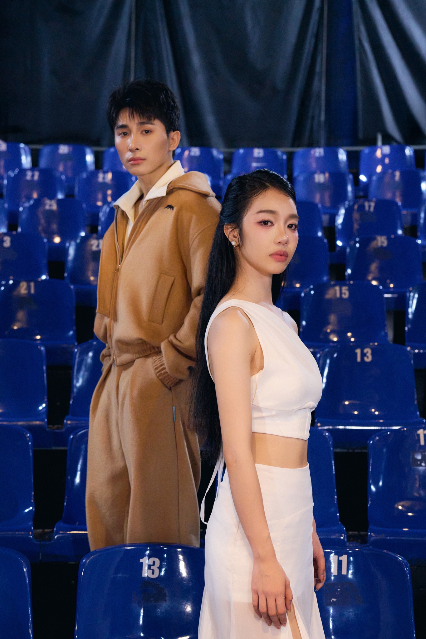 Trước Anh Trai Say Hi, Sơn.K xuất hiện trong MV She Never Cries của Hoàng Duyên