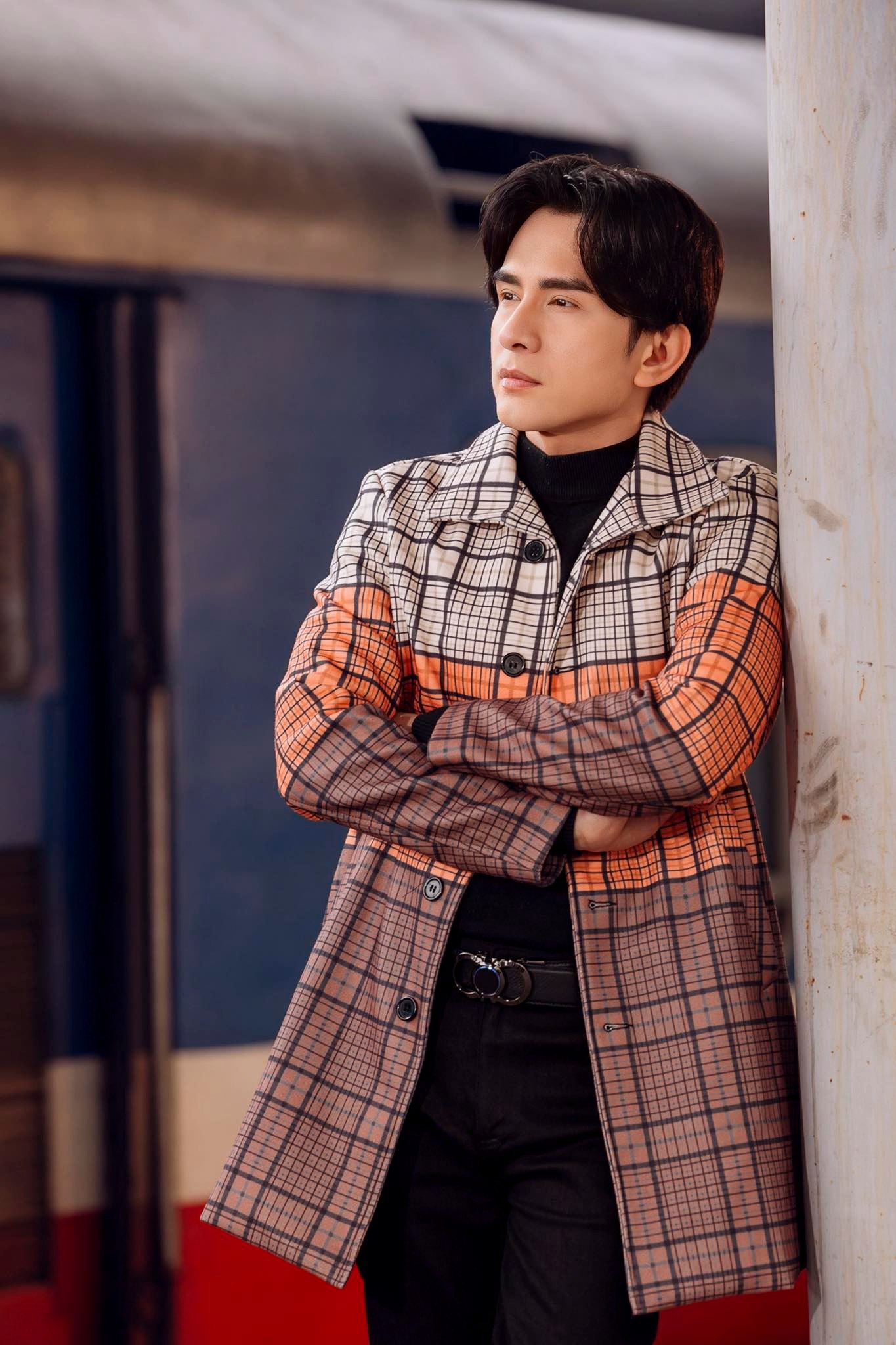 Ca sĩ Đan Trường đang là cái tên gây chú ý thời gian gần đây.