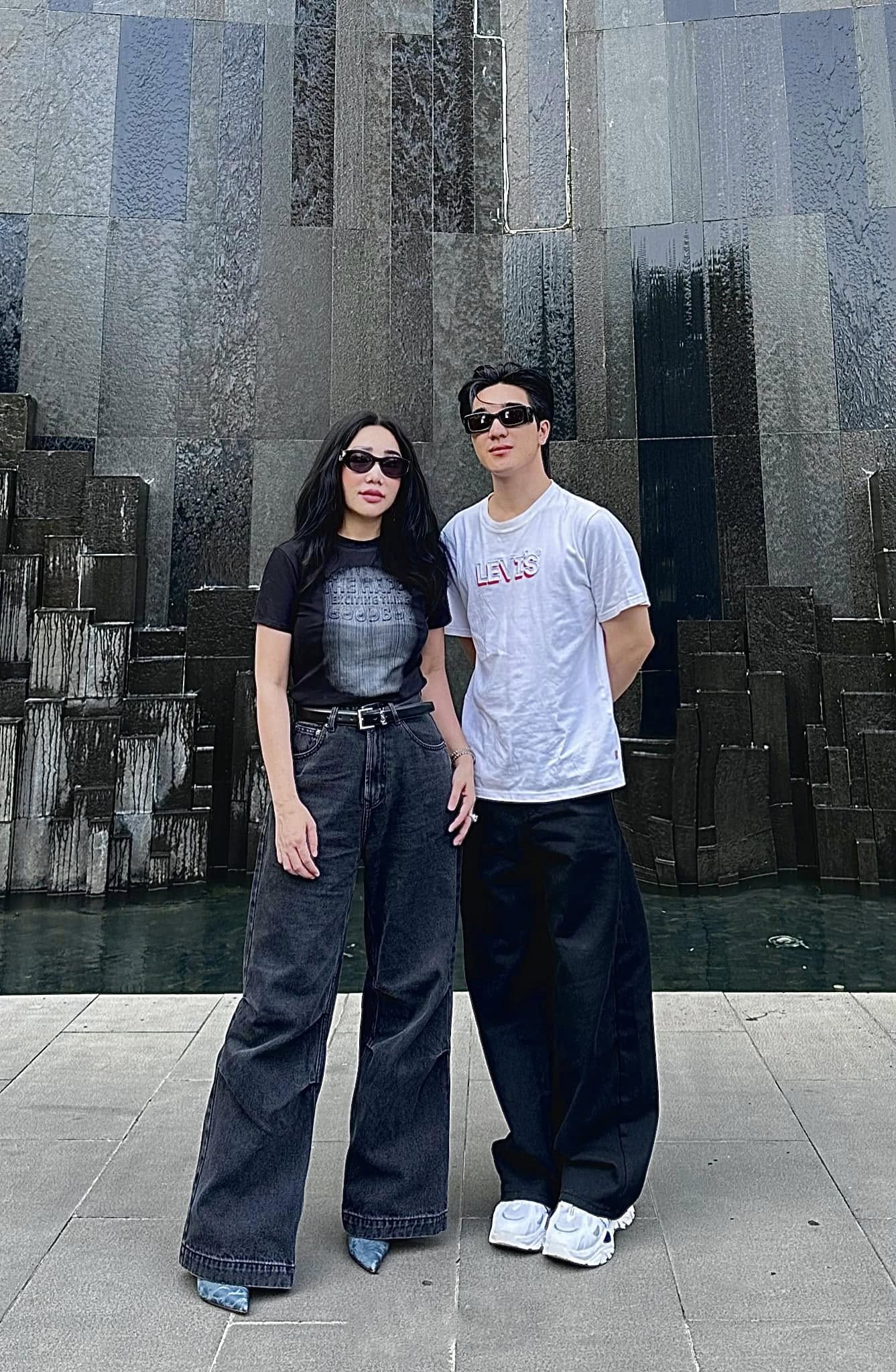 Mẹ OgeNus trở thành tâm điểm tranh luận, trong khi khán giả chờ đợi thái độ của nam rapper trước ồn ào giữa hai người phụ nữ quan trọng