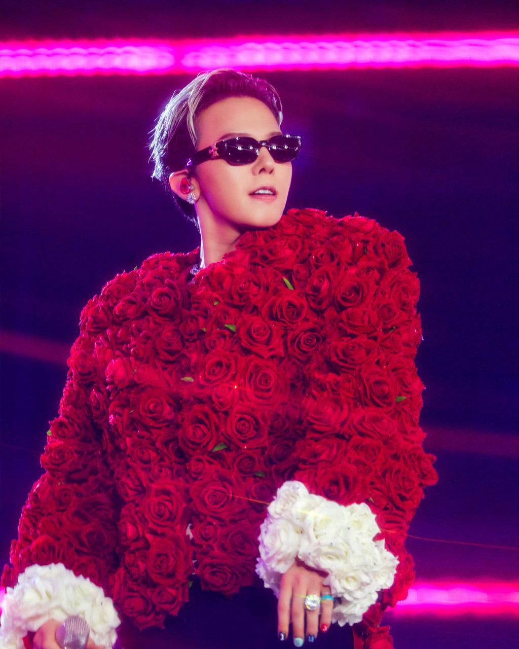  Übermensch World Tour là minh chứng cho vị thế biểu tượng toàn cầu của G-DRAGON