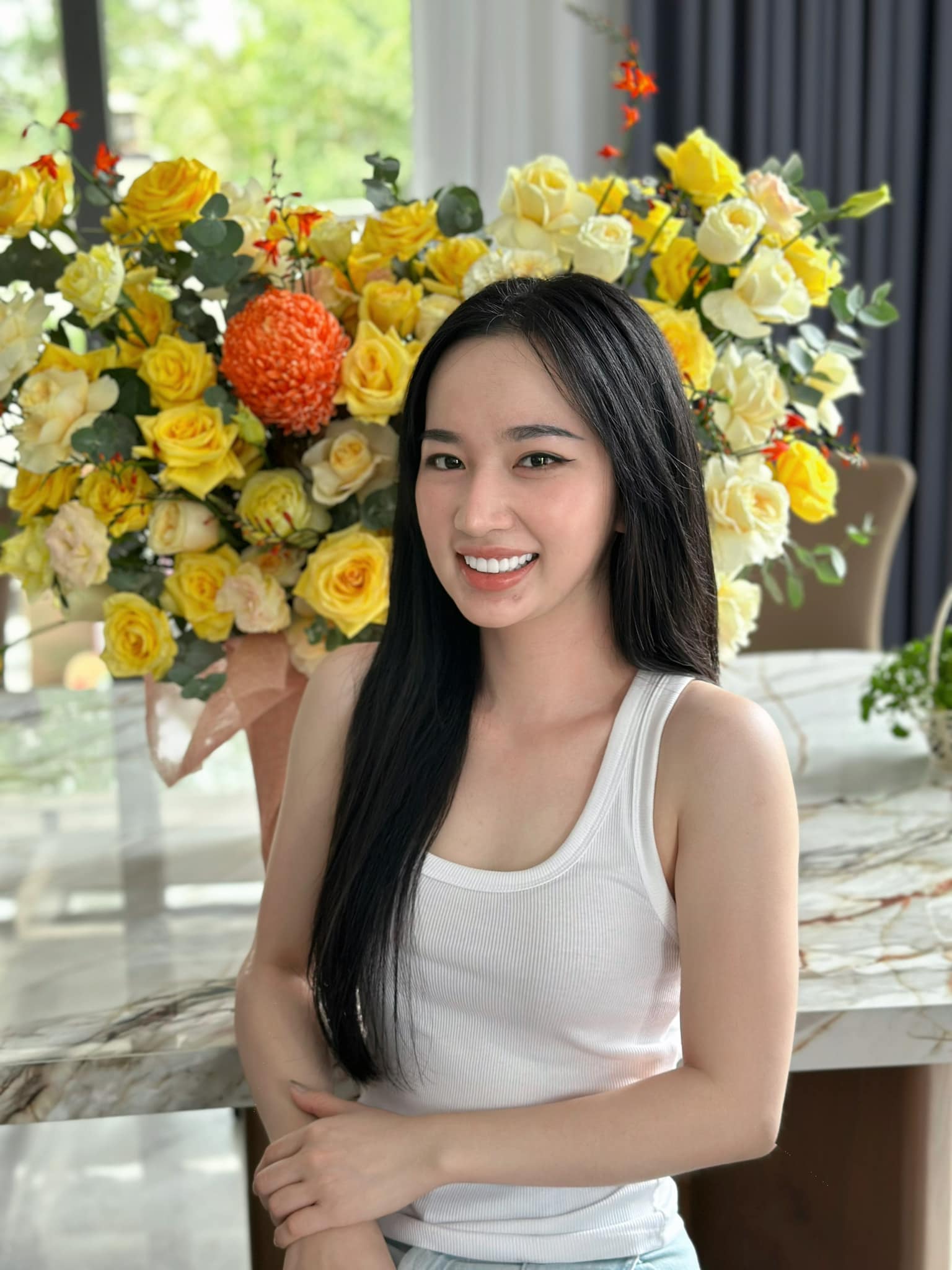 Em vợ Lê Dương Bảo Lâm sở hữu visual xinh đẹp