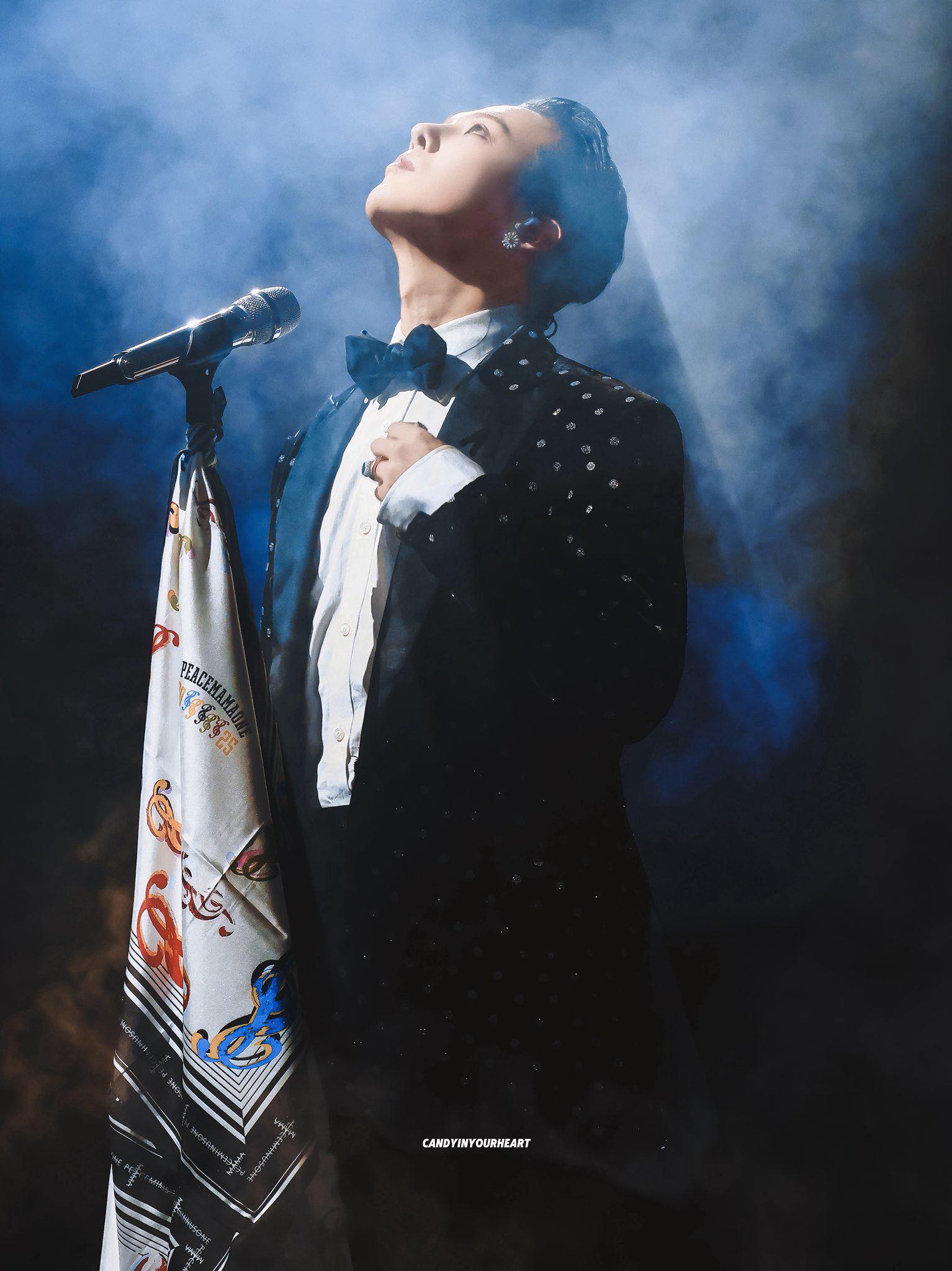 Không nhận về Daesang Album của năm nhưng G-DRAGON là người thắng đậm nhất MAMA năm nay