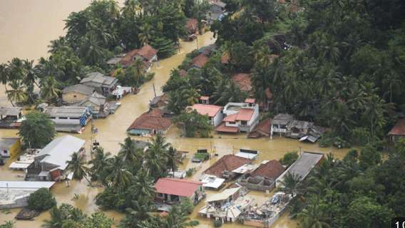 Hơn 1.000 người đã thiệt mạng vì lũ lụt trong vòng chưa đầy 1 tuần, vừa quay đi quay lại nhà cửa đã biến mất