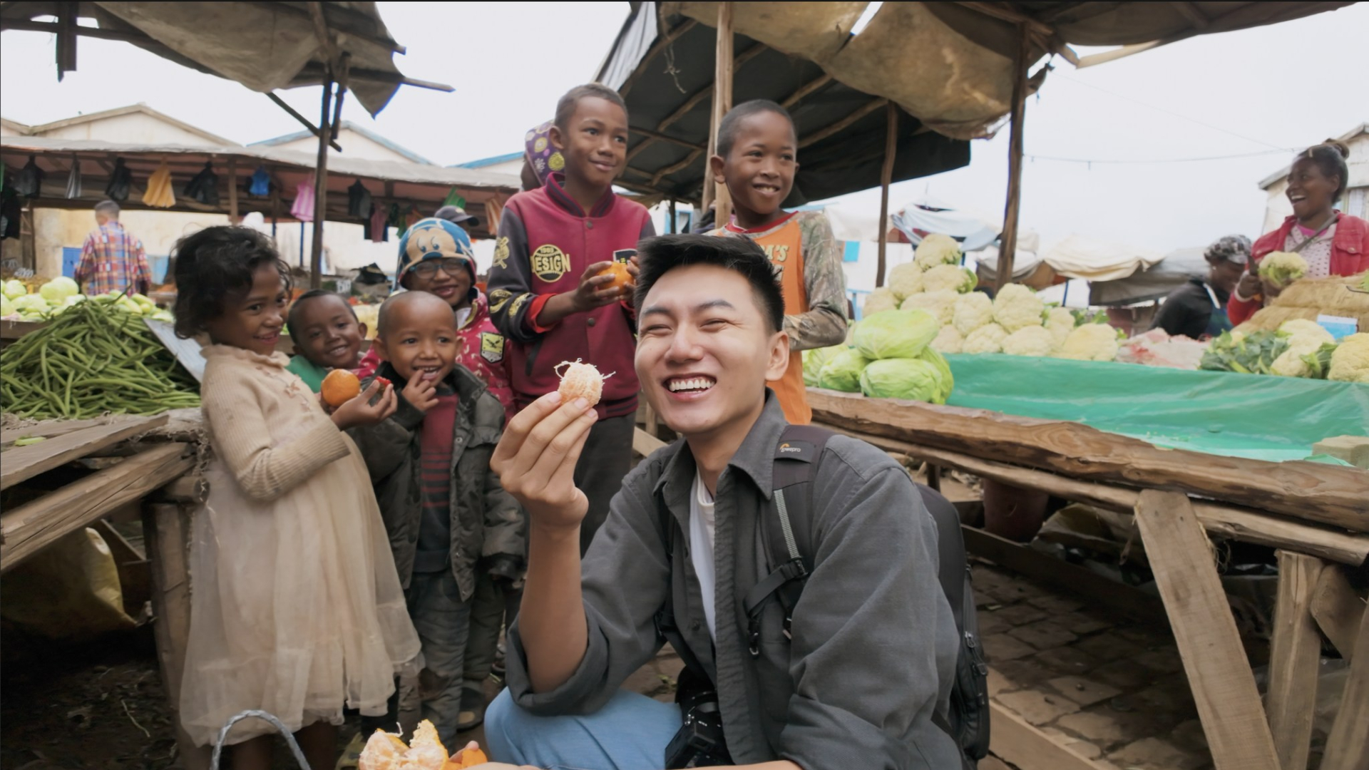 Vì sao Khoai Lang Thang luôn được bênh vực?