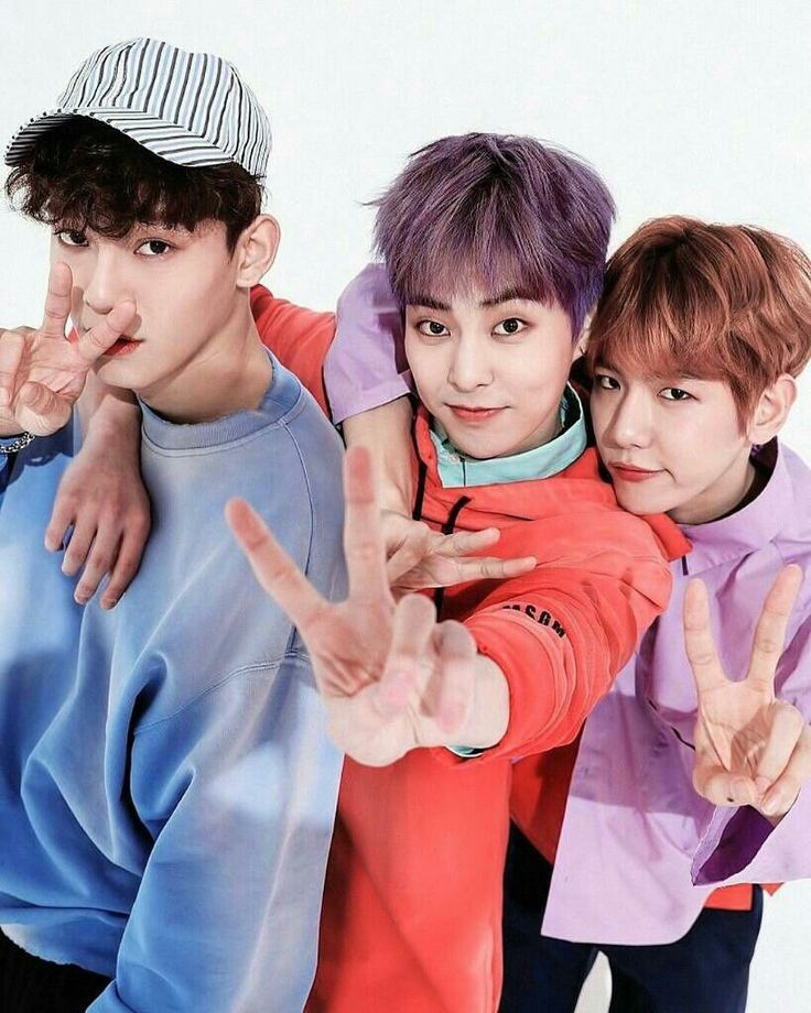 EXO-CBX gồm Xiumin, Chen, Baekhyun