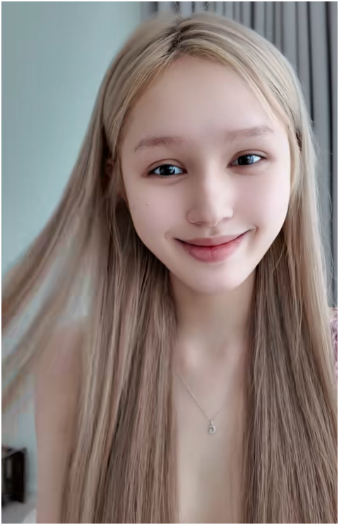 Hình ảnh mới nhất của Xoài Non gây giật mình