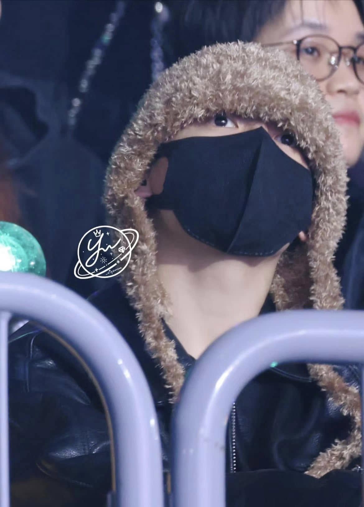 Jung Kook đến concert aespa vào tháng 3 năm nay giữa lúc đang nhập ngũ 